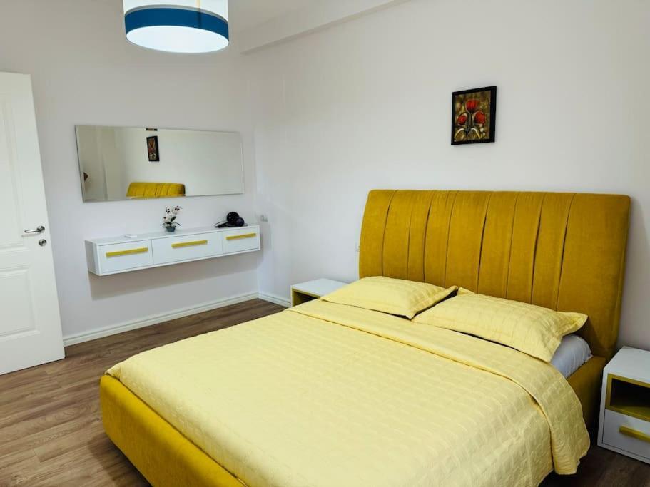 Yellow Apartment Δυρράχιο Εξωτερικό φωτογραφία
